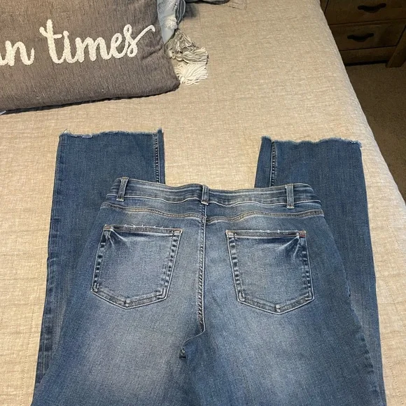 Women’s edgily by Maurice’s slim boot jean - Picture 2 of 3